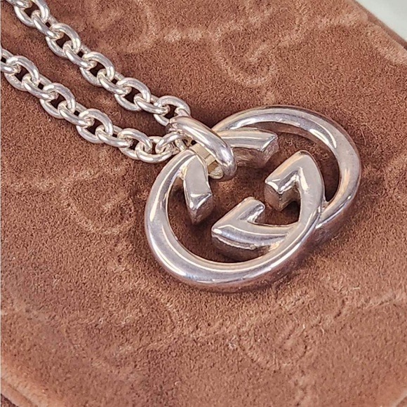 GUCCI STERLING SILVER 925 CHAIN LINK BRACELET WITH GG LOGO CHARM - Picture 3 of 6